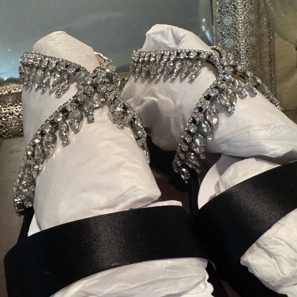 Badgley Mischka Tristen Black Satin Crystal Sandals 7.5 NIB